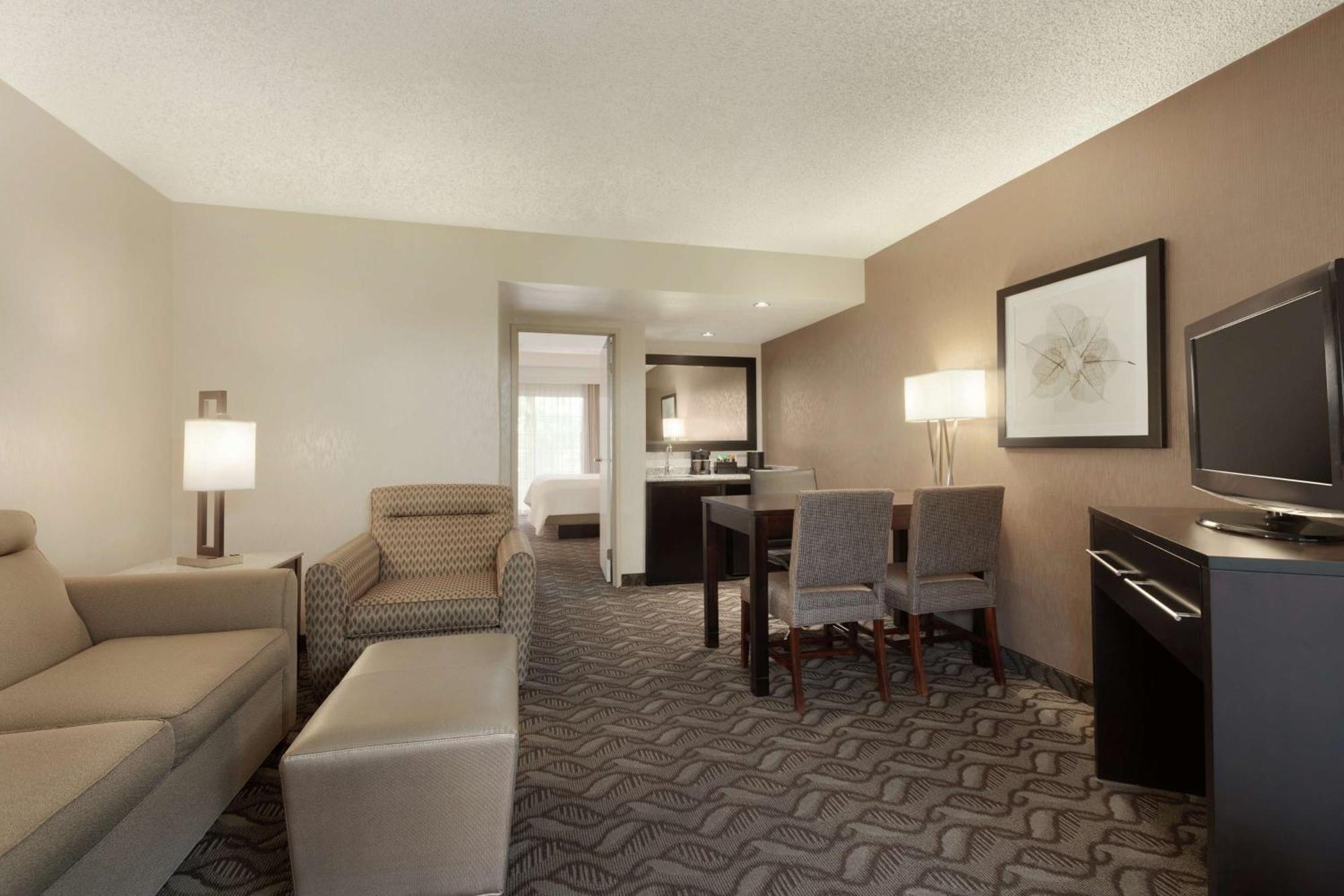 Embassy Suites By Hilton Arcadia-Pasadena Area מראה חיצוני תמונה