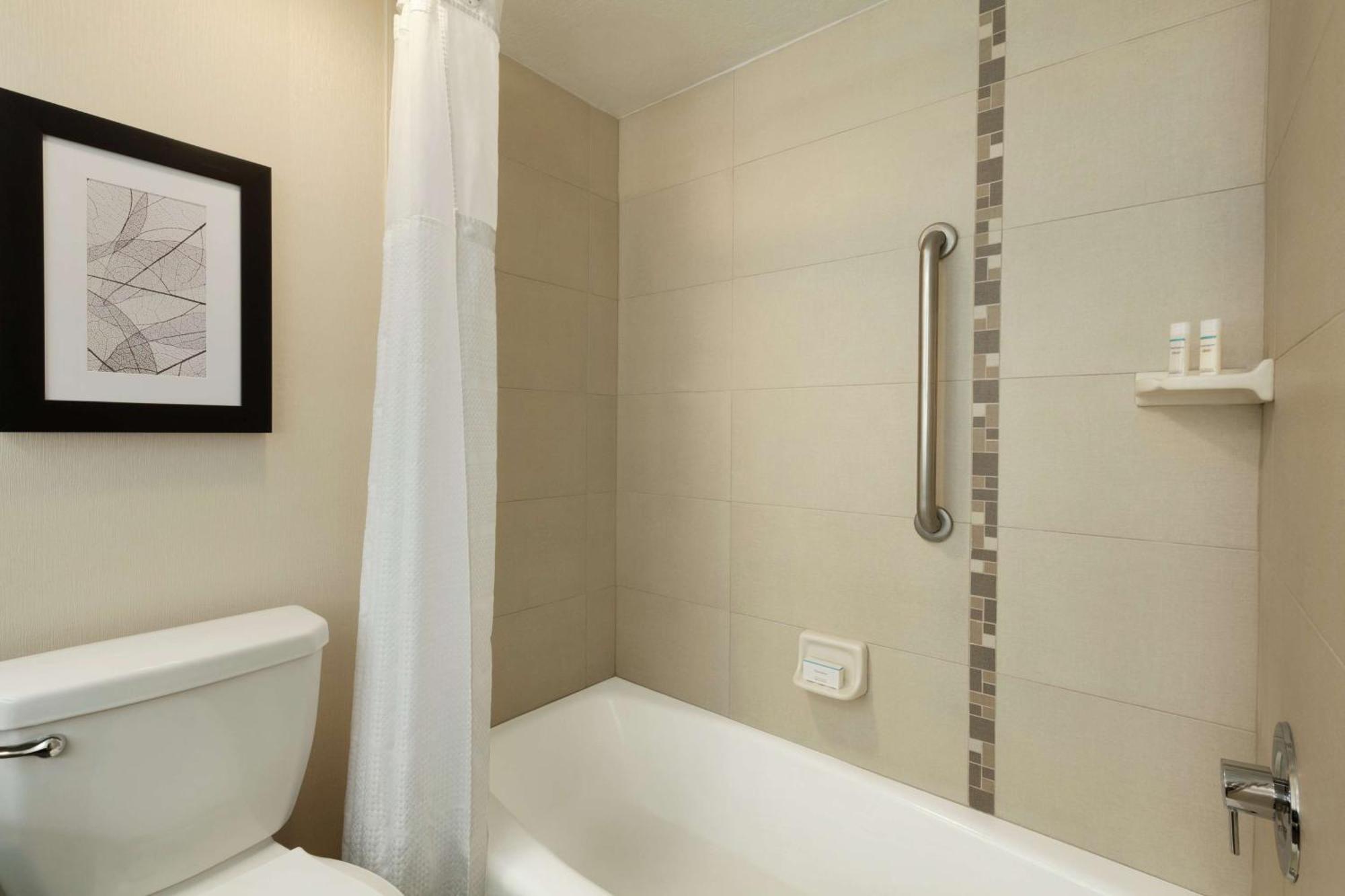 Embassy Suites By Hilton Arcadia-Pasadena Area מראה חיצוני תמונה