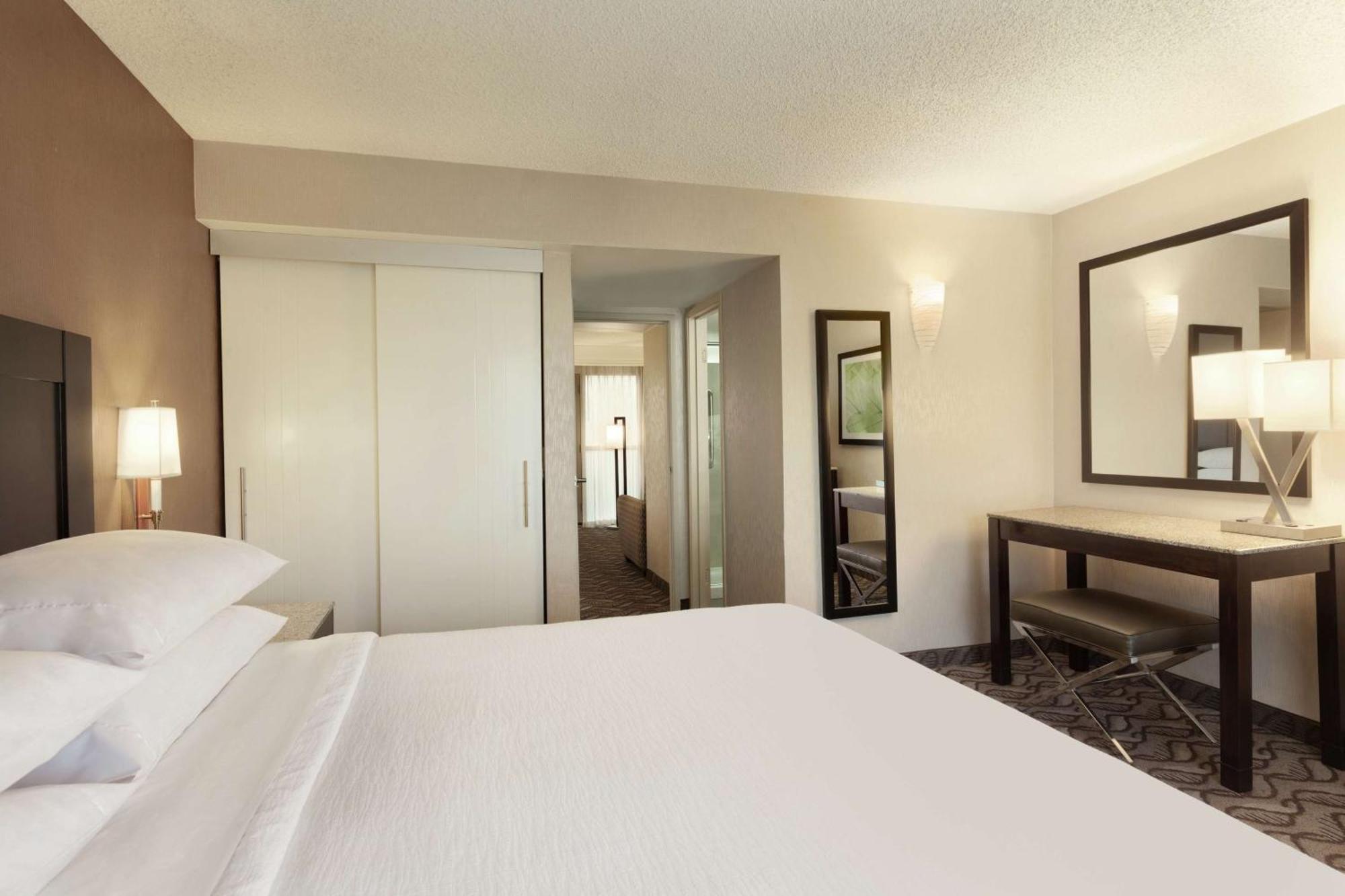 Embassy Suites By Hilton Arcadia-Pasadena Area מראה חיצוני תמונה